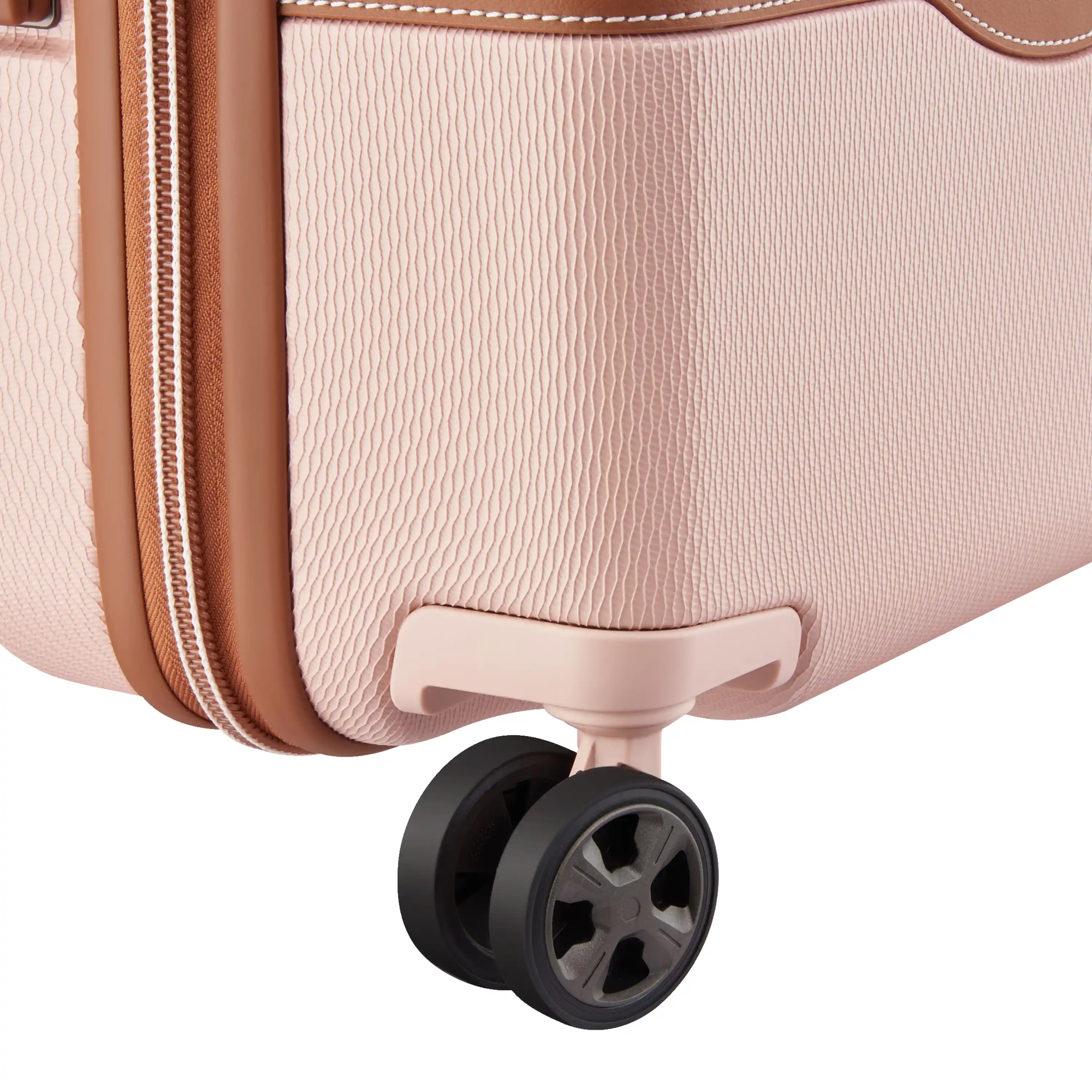 CHATELET AIR 2.0 - Carry-On Plus Spinner - Image 45