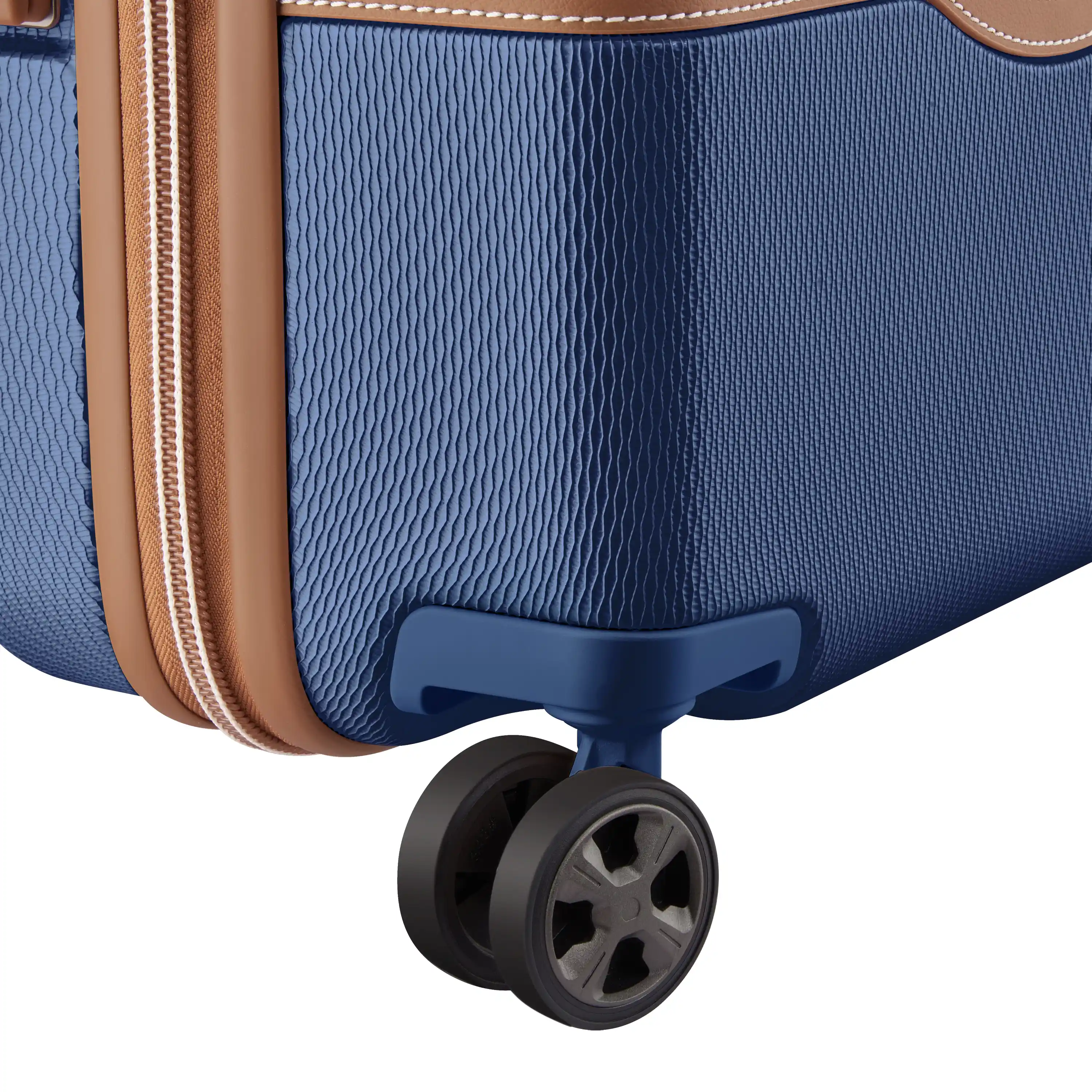 CHATELET AIR 2.0 - Carry-On Plus Spinner - Image 60