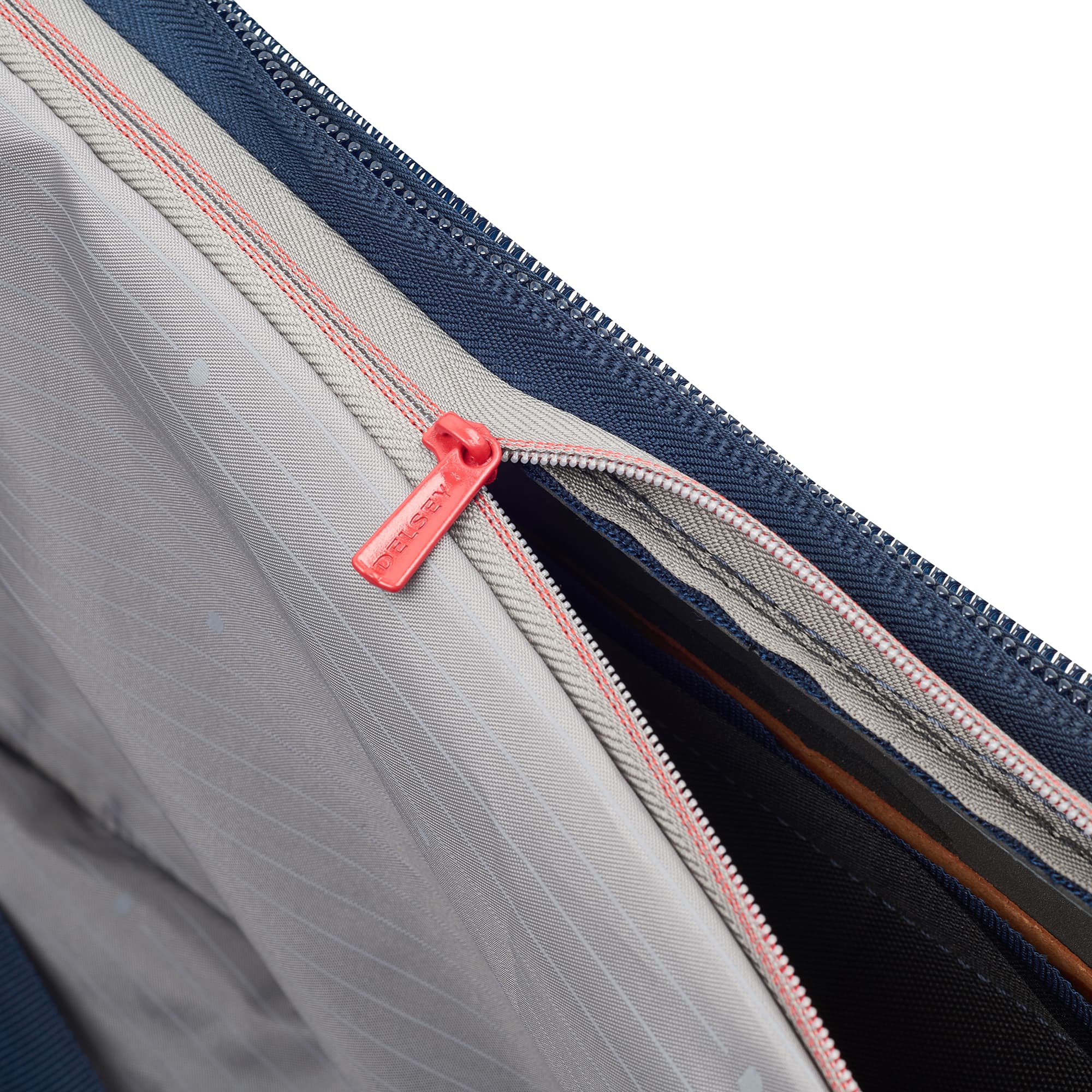 Helium DLX - Carry-On Plus Expandable Spinner - Image 11