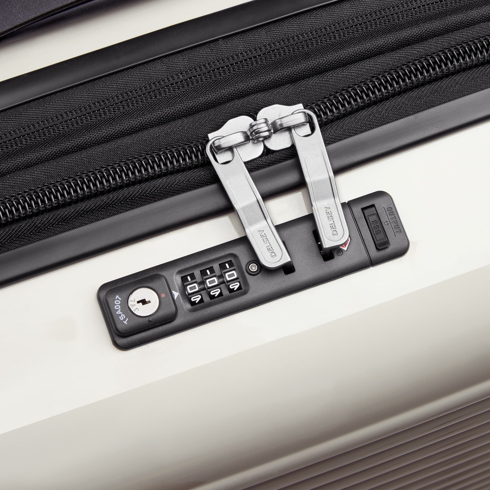 Cruise 3.0 - Carry-On Plus Expandable Spinner - Image 38