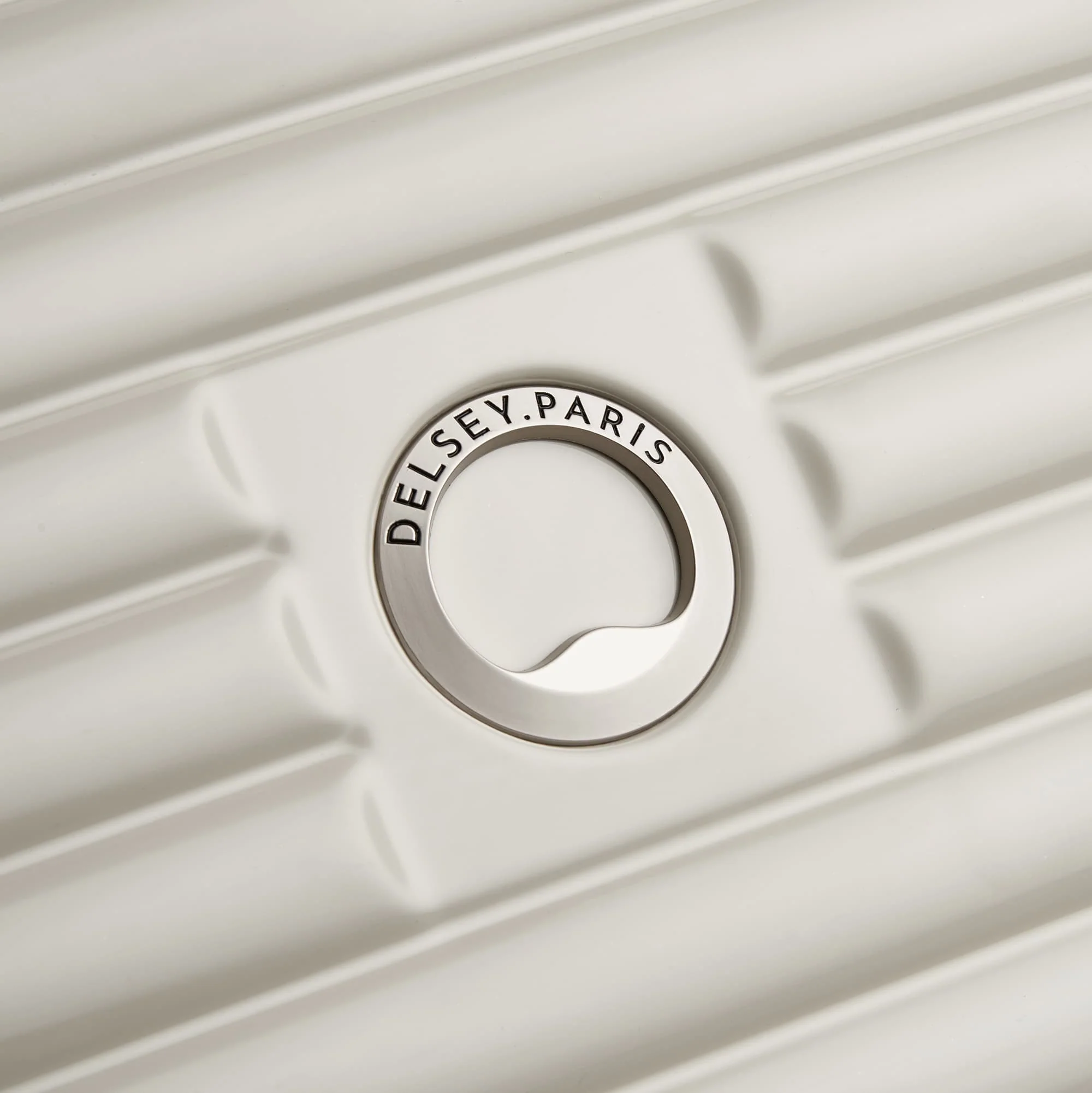 Cruise 3.0 - Carry-On Plus Expandable Spinner - Image 44