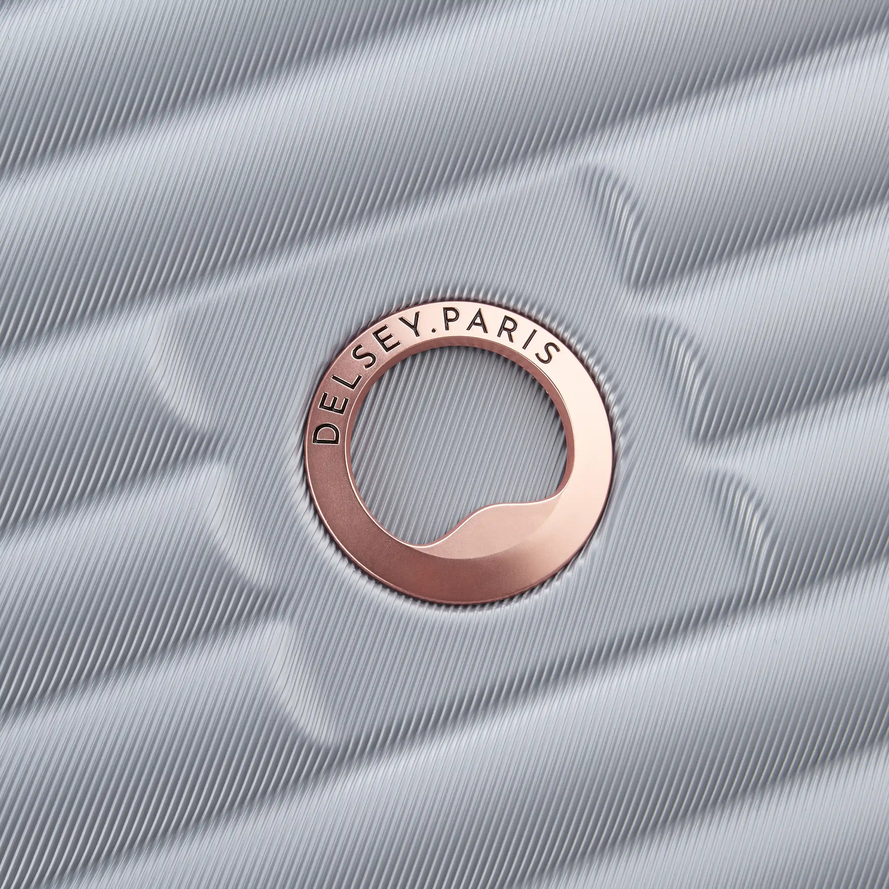 Cruise 3.0 - Large Expandable Spinner - Image 20