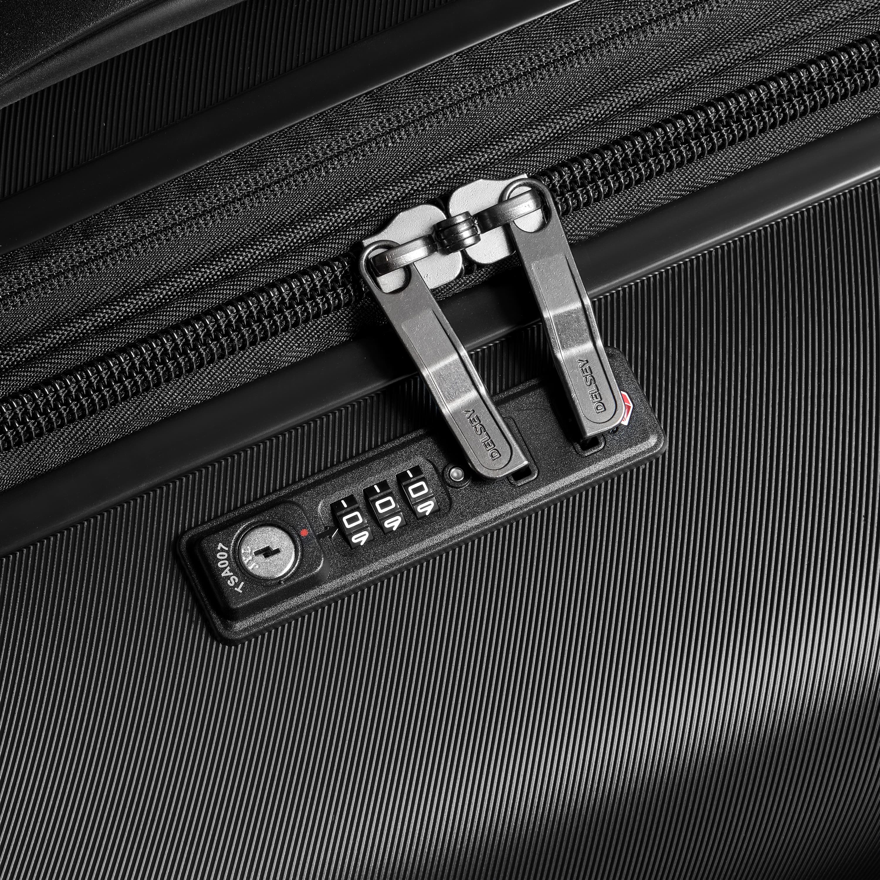 Cruise 3.0 - Large Expandable Spinner - Image 4