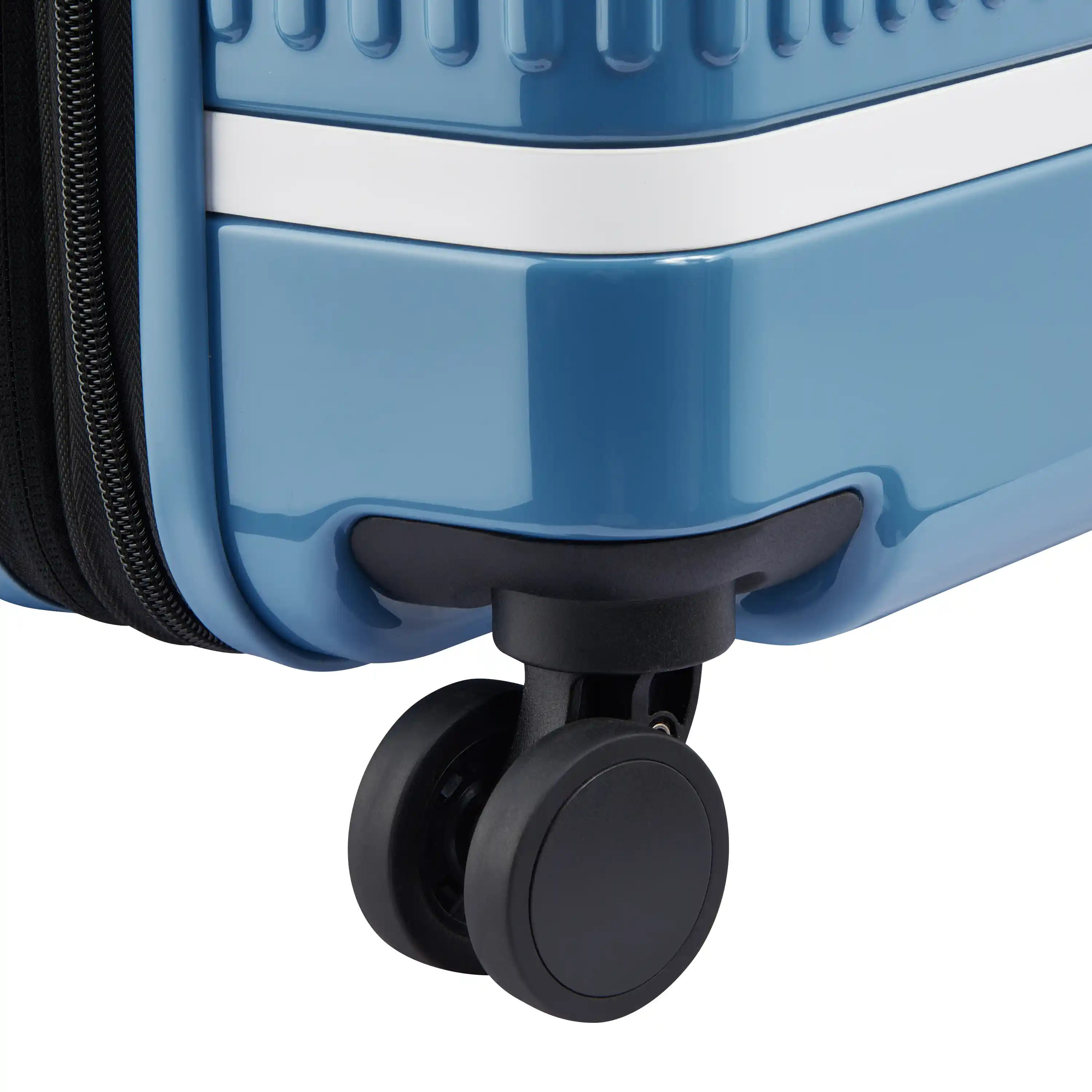 SPIN ME AWAY - Carry-On Plus Expandable Spinner - Image 29