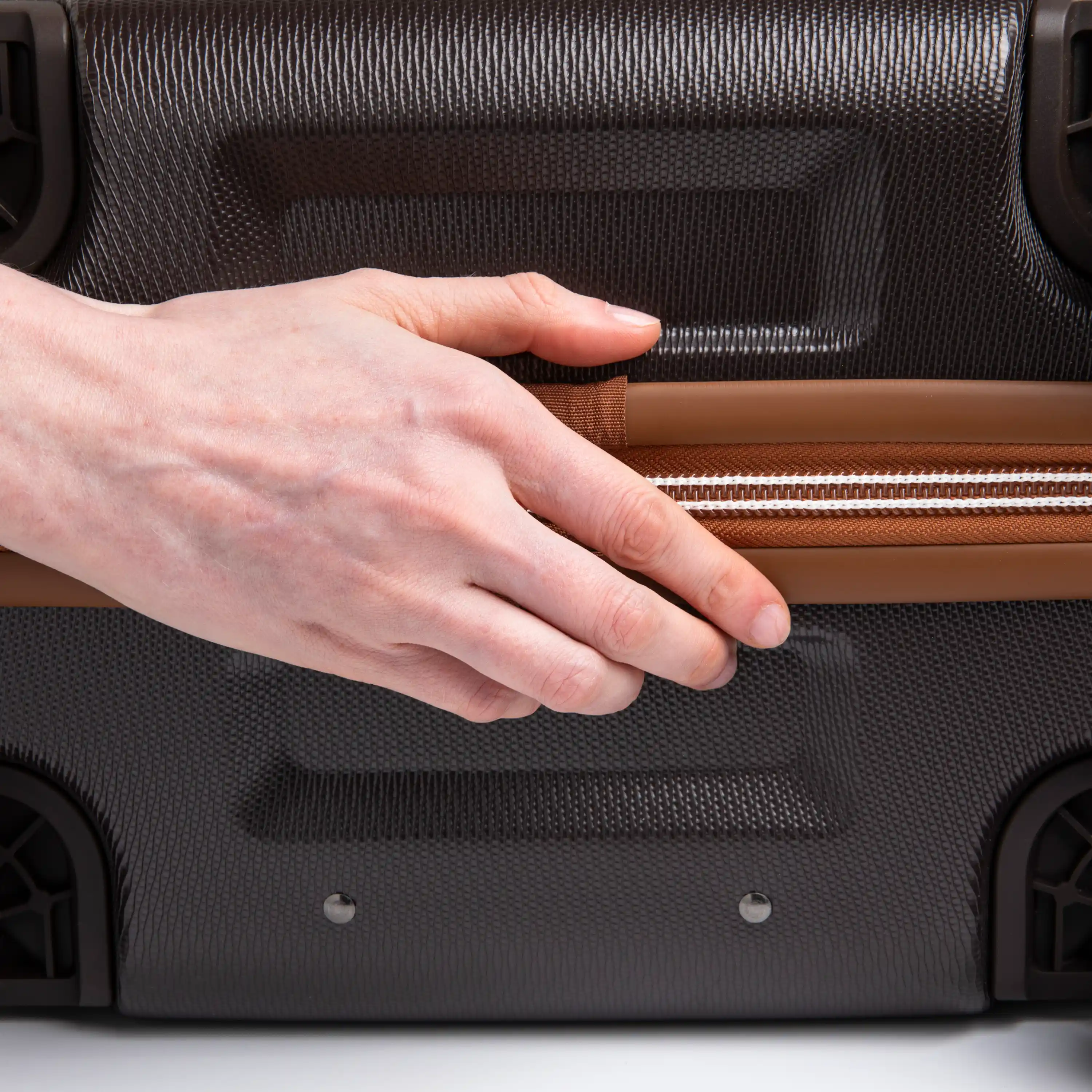 CHATELET AIR 2.0 - Carry-On Plus Spinner - Image 28