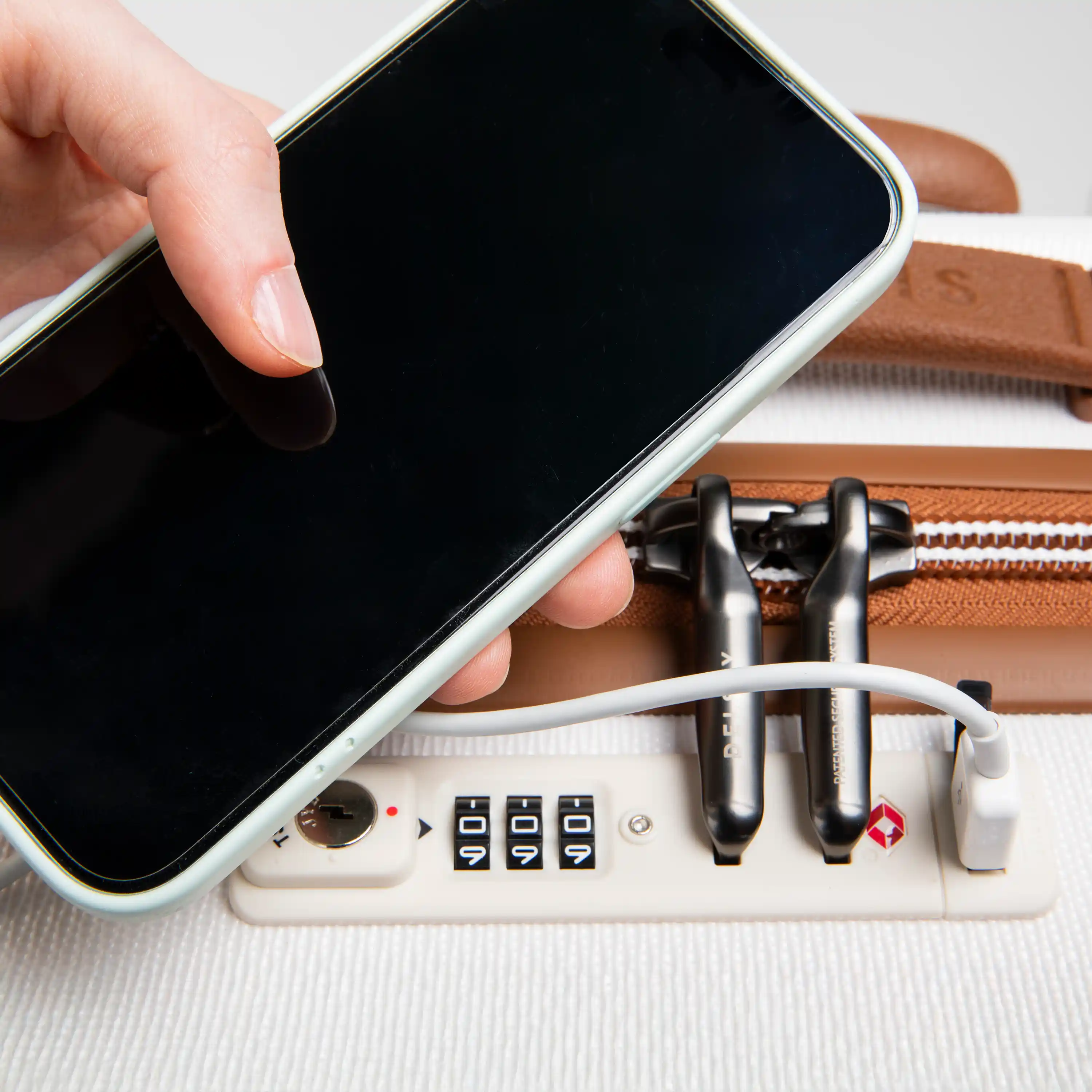 CHATELET AIR 2.0 - Carry-On Plus Spinner - Image 6