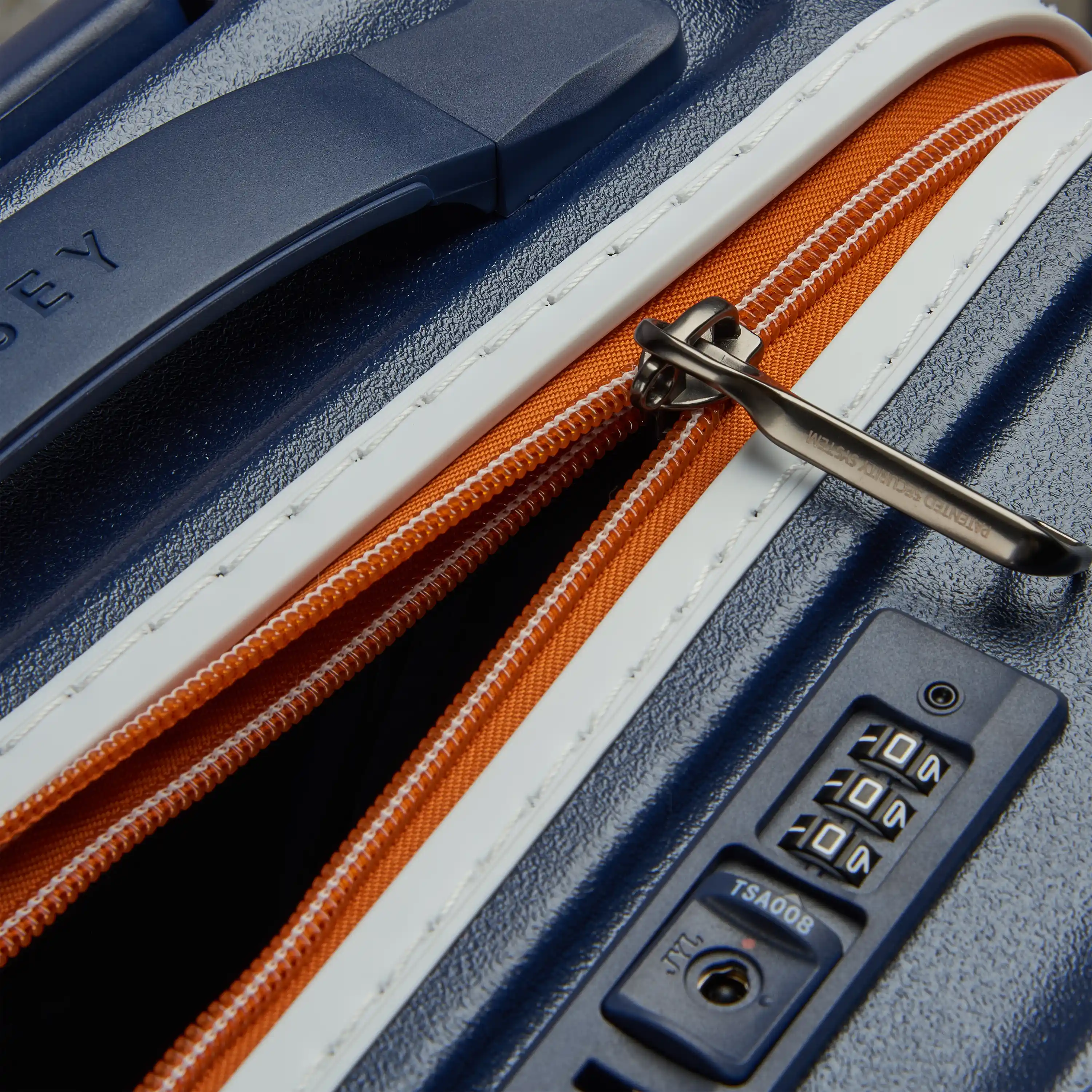 TURENNE 2.0 - Carry-On Spinner - Image 4